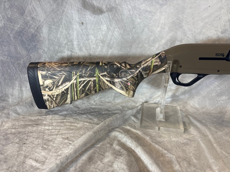 #3012-•-winchester-super-x4,-12-ga.-shotgun,-sn:-pt26493yy11k-image-3