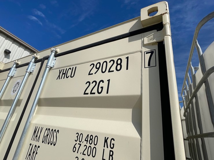 #1632-•-20'-shipping-container-(of)-image-4