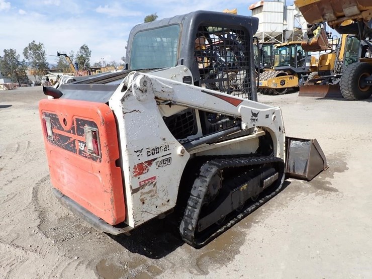 2019-bobcat-t450-image-3