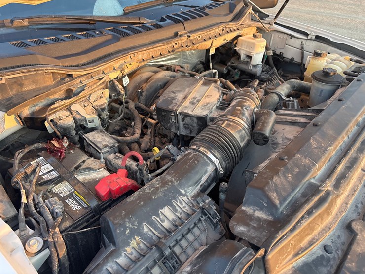 2022-ford-f350-image-15