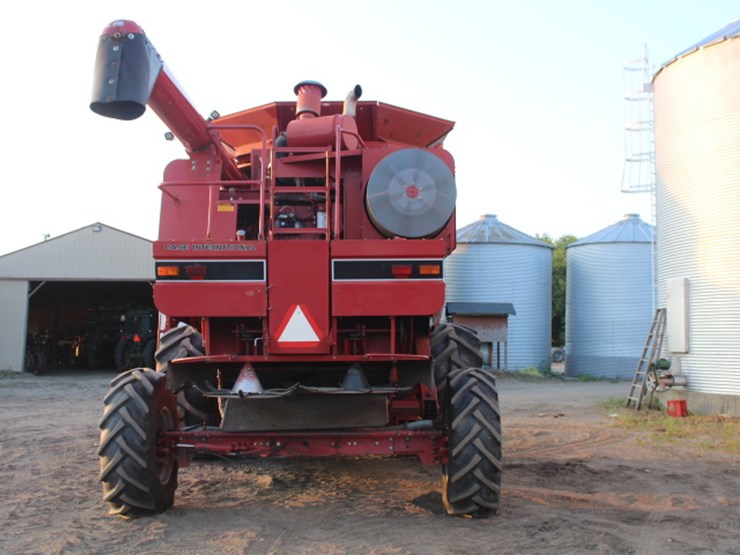 case-ih-1688-image-10