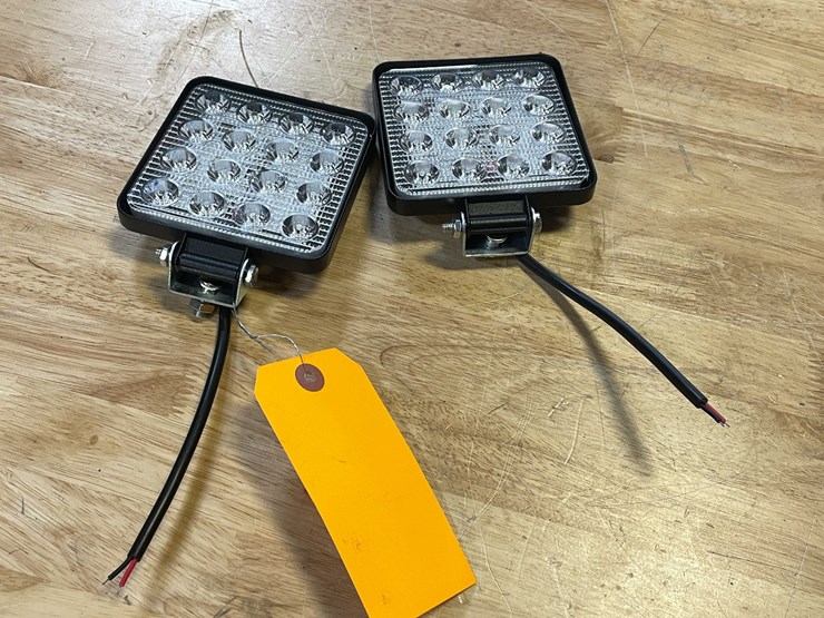 #8553-•-(2)-led-worklights,-4"-square,-12vdc-(pr13)-image-1