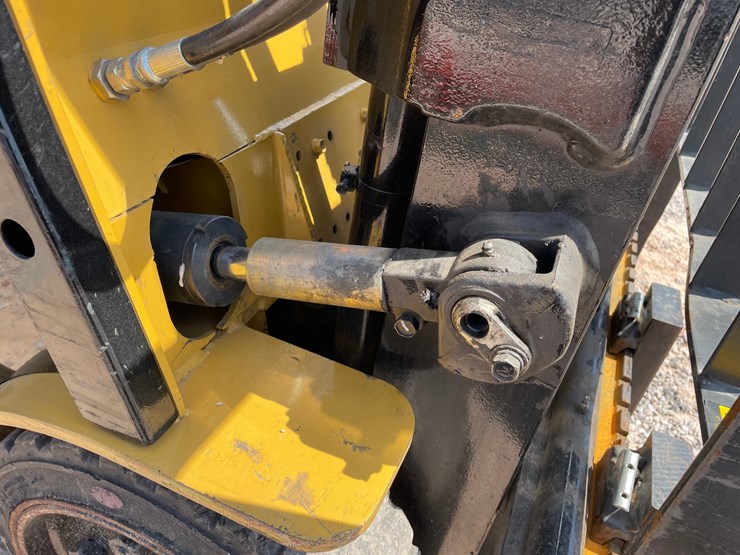 caterpillar-gc25k-image-20