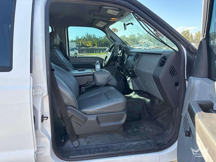 2013-ford-f250-image-24