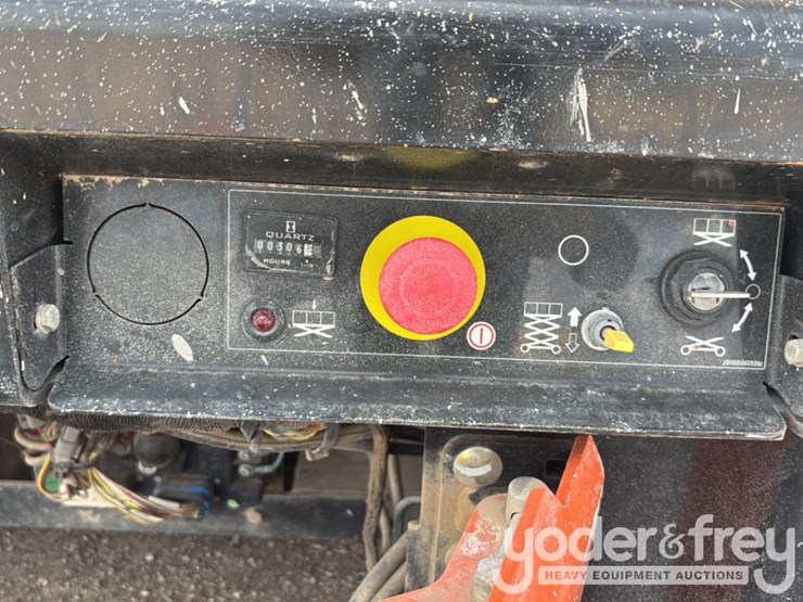 2021-jlg-es3246-image-22