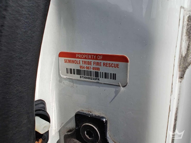 2011-international-durastar-4300-image-45