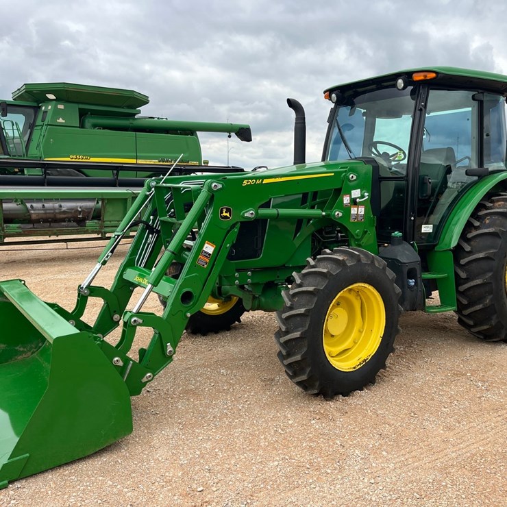 2022 JOHN DEERE 5100E