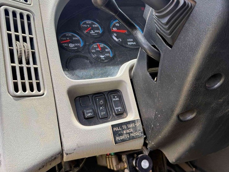 2009-international-durastar-4400-image-58