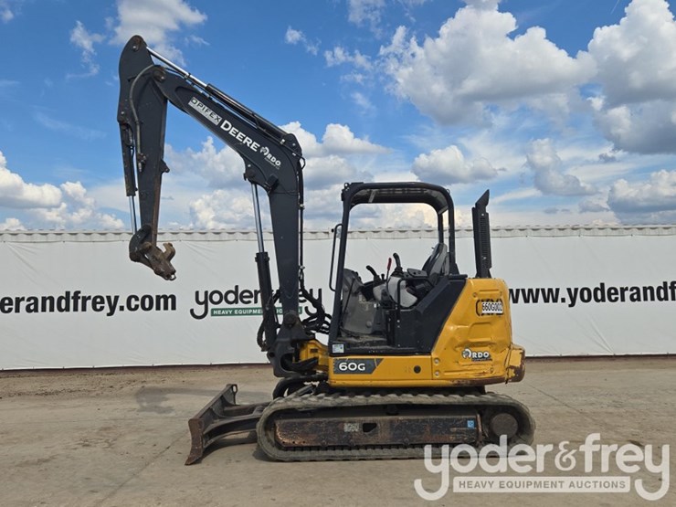 deere-60g-image-2
