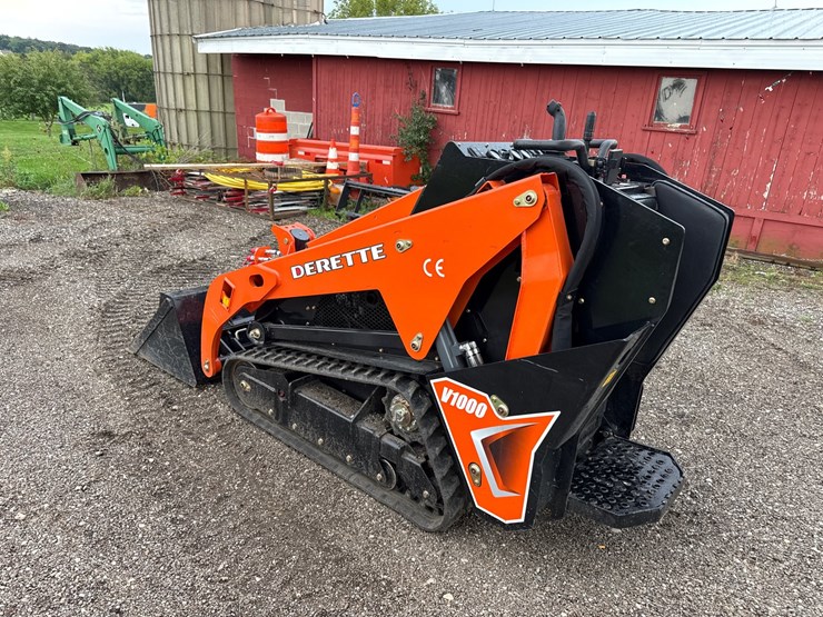 #756-•-2026-derette-v1000-stand-on-skid-steer-loader-image-3