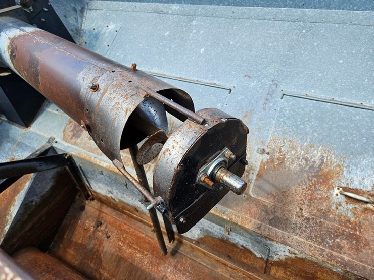 gleaner-r60-image-68
