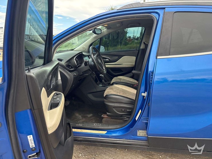 2017-buick-encore-image-12