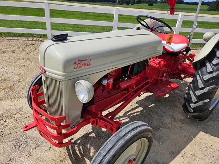 ford-8n-image-10