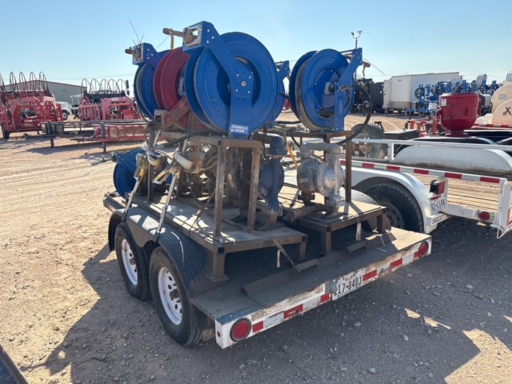 2014-valley-10.5’-x-4.5’-t/a-bumper-pull-grease-pump-trailer-image-3