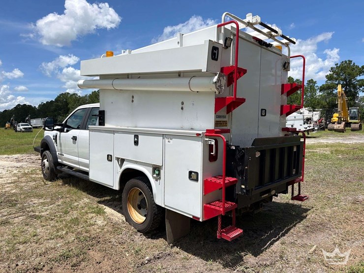 2019-ford-f550-image-4