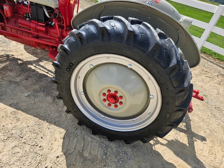 ford-8n-image-57