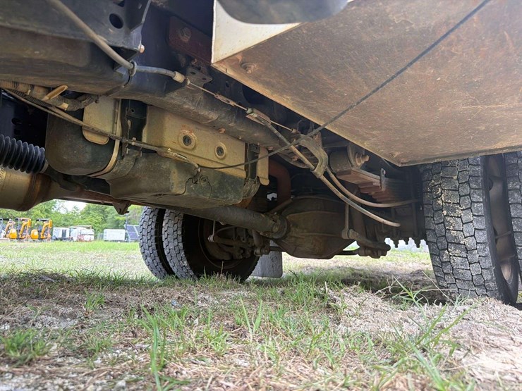 2019-ford-f550-image-38