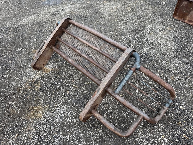 #708-•-brush-guard-image-2