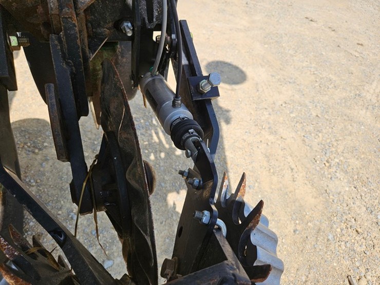 john-deere-7000-image-34