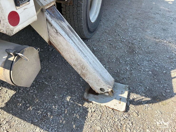 2014-international-durastar-4300-image-28
