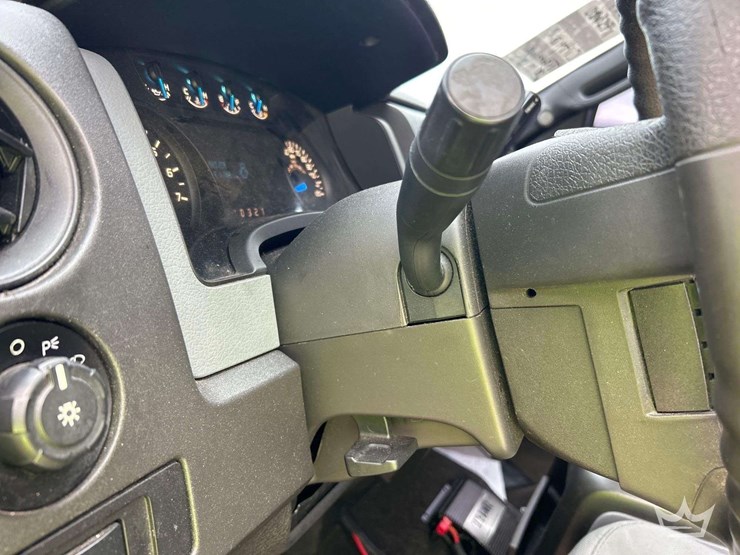 2014-ford-f150-image-14