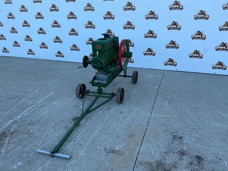 #5067-•-new-idea-no.-2-vari-speed-hit-and-miss-stationary-gas-engine-on-transport-cart-image-1