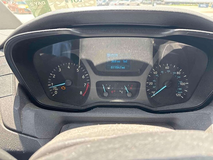 2016-ford-transit-250-enclosed-service-van-image-14