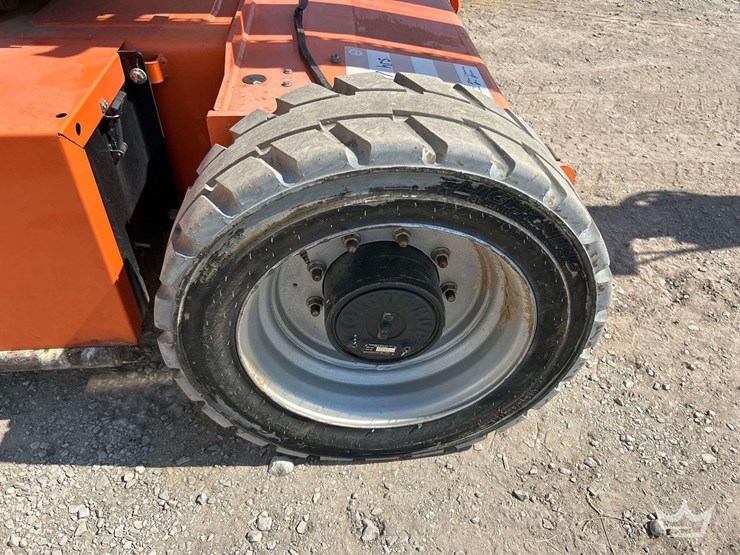 2016-jlg-e450aj-image-22