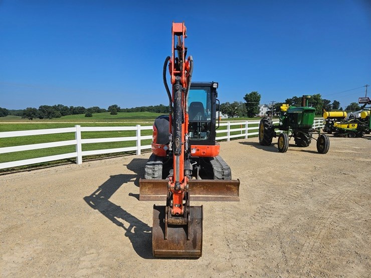 2020-kubota-u55-image-8