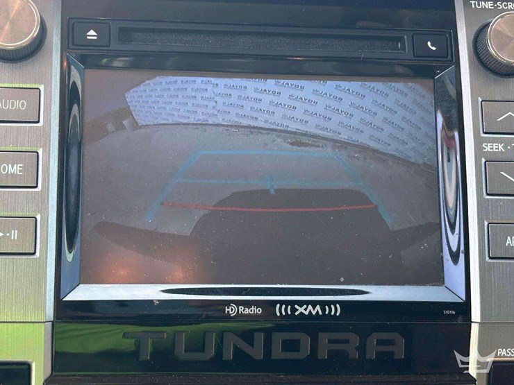 2016-toyota-tundra-image-19