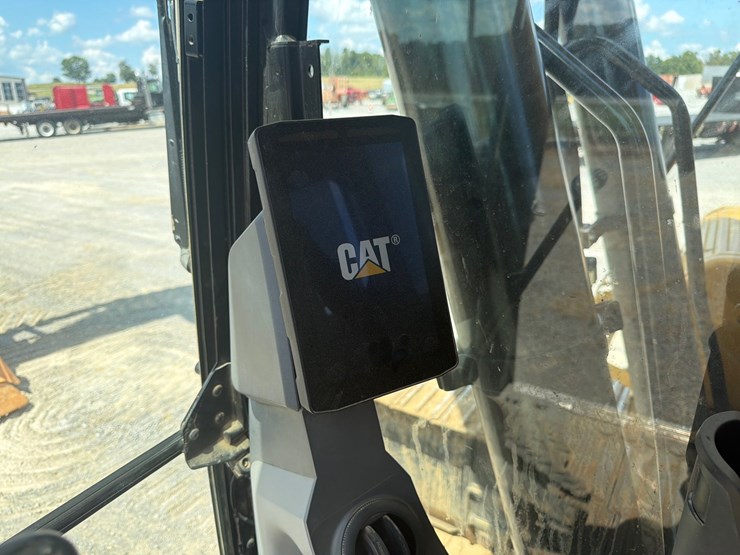 caterpillar-336gc-image-22