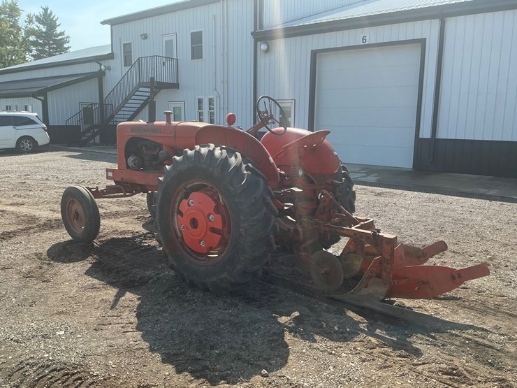 1957-allis-chalmers-wd45-image-3