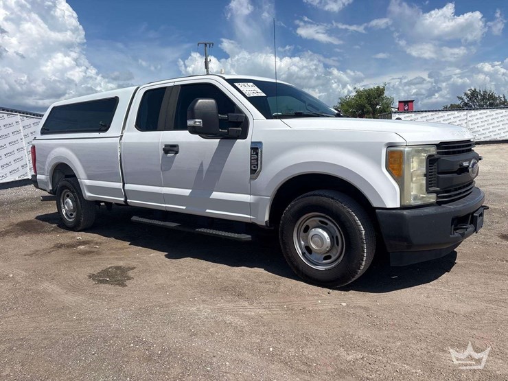 2017-ford-f250-image-2