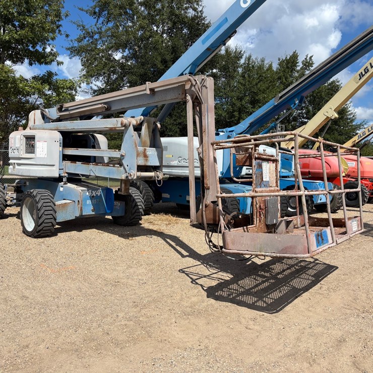 2011 GENIE Z60/34
