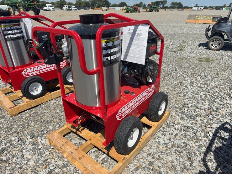 #3-•-unused-magnum-4000-series-hot-water-pressure-washer-262938-inv#53778-image-3