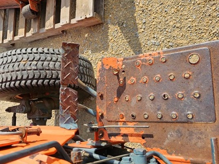 kubota-b8200-image-21