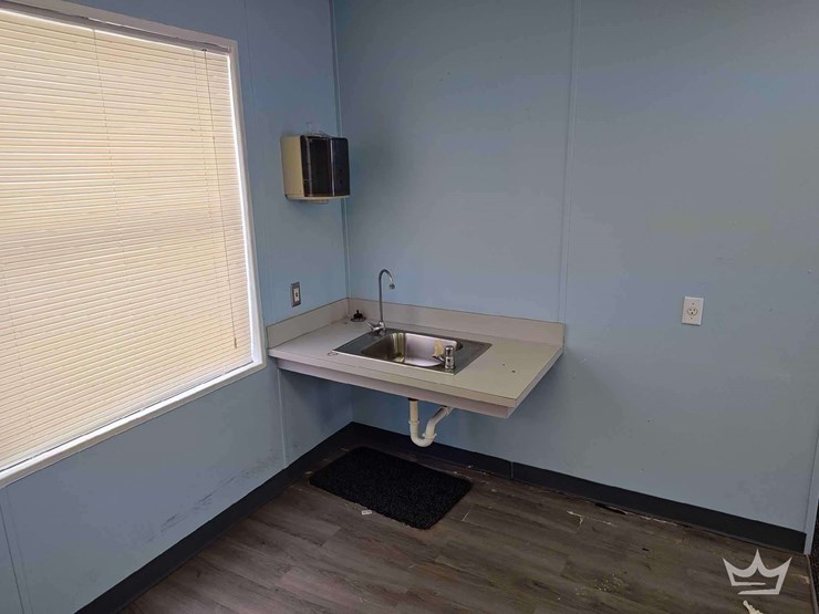 2002-southeast-modular-mfg-37x24-modular-building-doublewide-manufactured-office-image-54