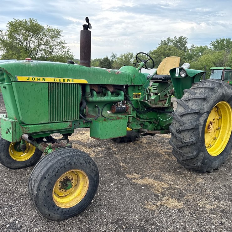 1963 JOHN DEERE 4010