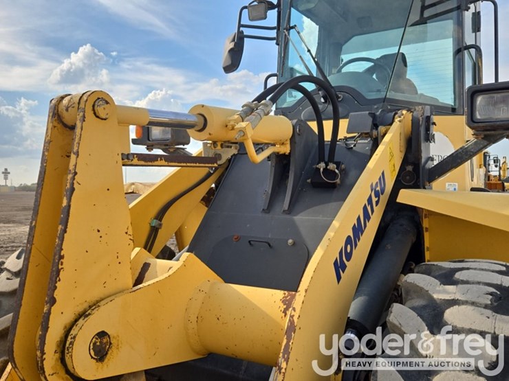 komatsu-wa150-6-image-22