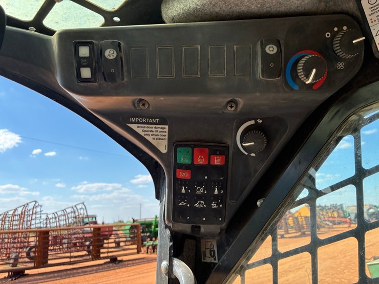 deere-325g-image-14