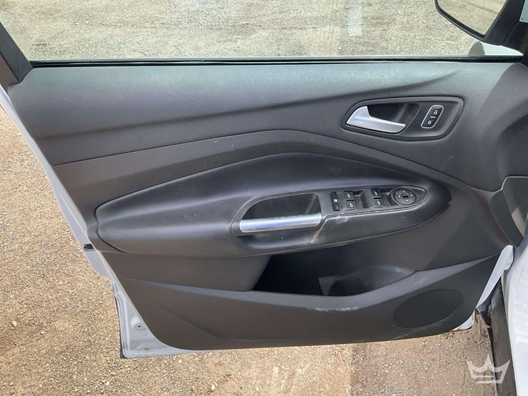 2018-ford-escape-image-10