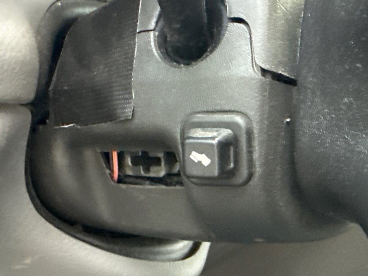 2005-buick-rainier-cxl-image-25