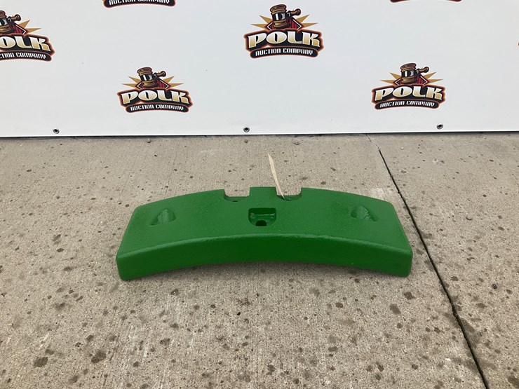 #5084-•-john-deere-front-tractor-weight-image-1