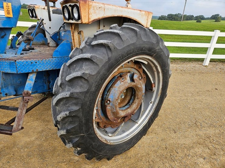 ford-5000-image-37