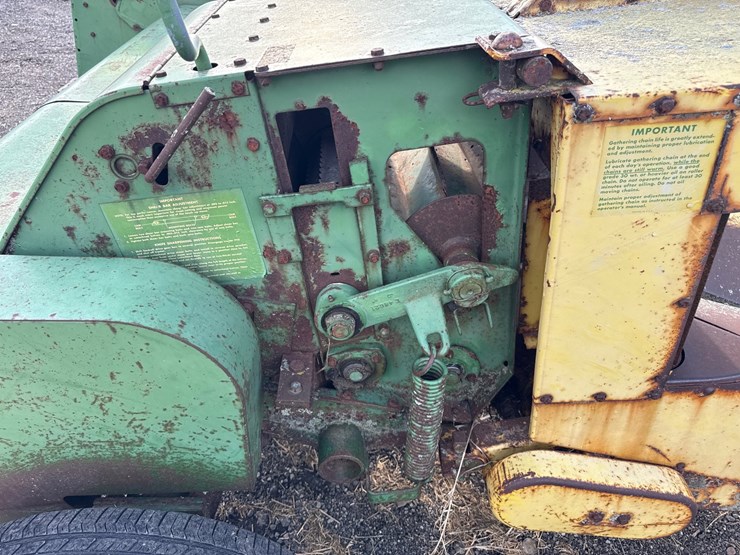 john-deere-3800-image-11