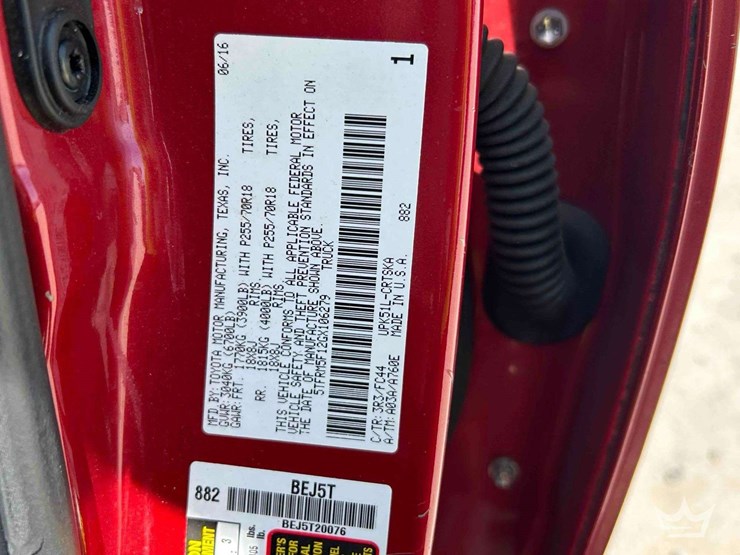 2016-toyota-tundra-image-5