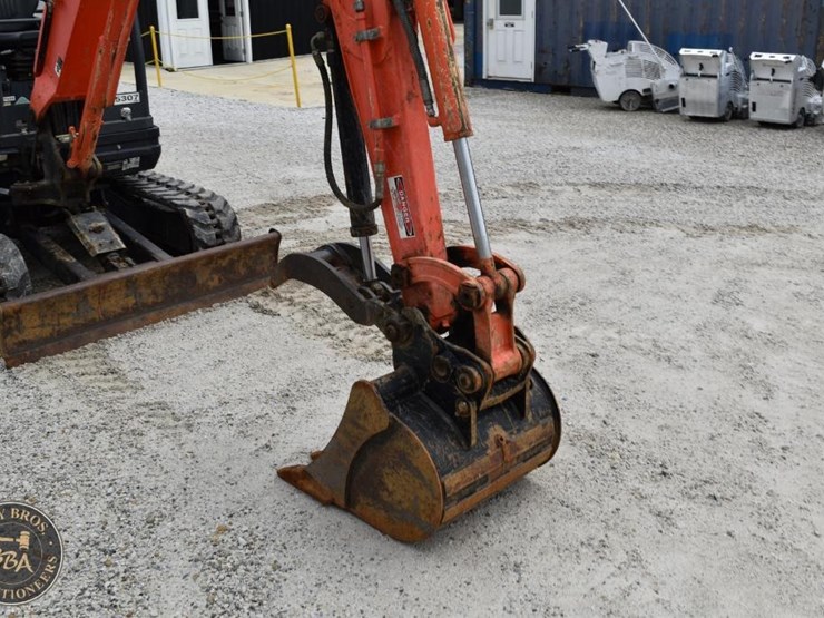2020-kubota-kx71-3-image-19