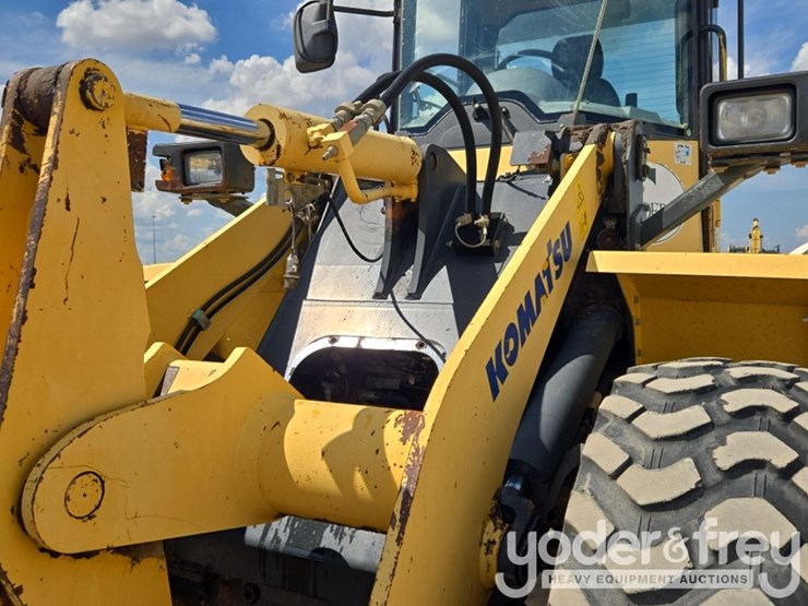 komatsu-wa150-6-image-22