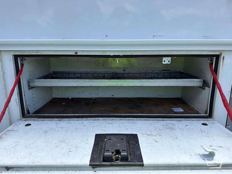 2019-ford-f550-image-22