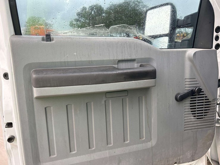 2016-ford-f250-image-12